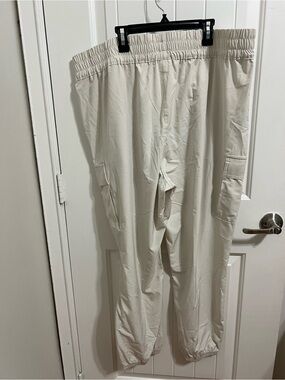Men's Elastic Waist Cargo Pants - Cream